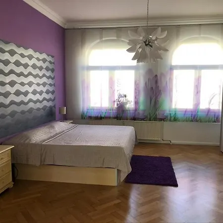 Apartment An Der Gruenen Clara