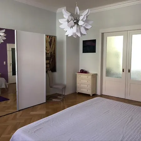 An Der Grünen Clara